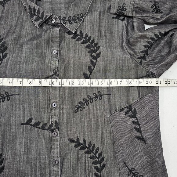 Soft Surroundings Womens Button Down Shirt Size Large Gray Black Papyrus Floral - Picture 9 of 11
